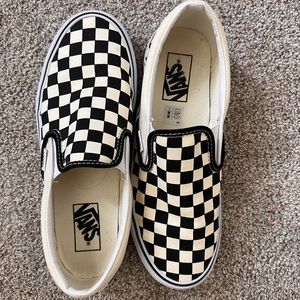 Slip on checker print vans size 8